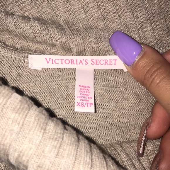 Sweater - Picture 2 of 3